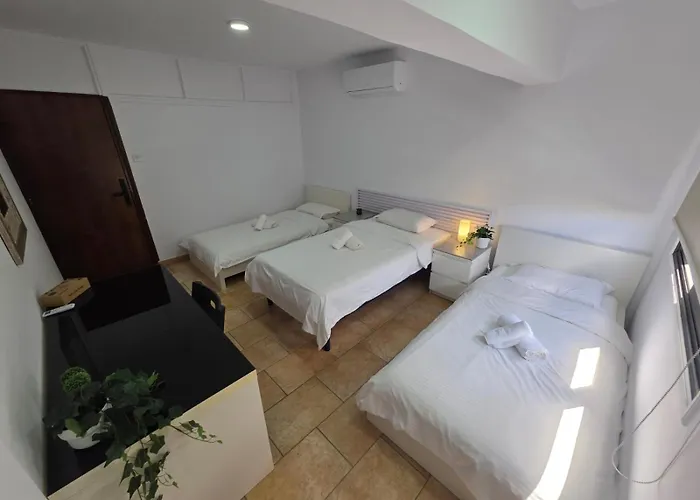 Affittacamere Town Centre 2*