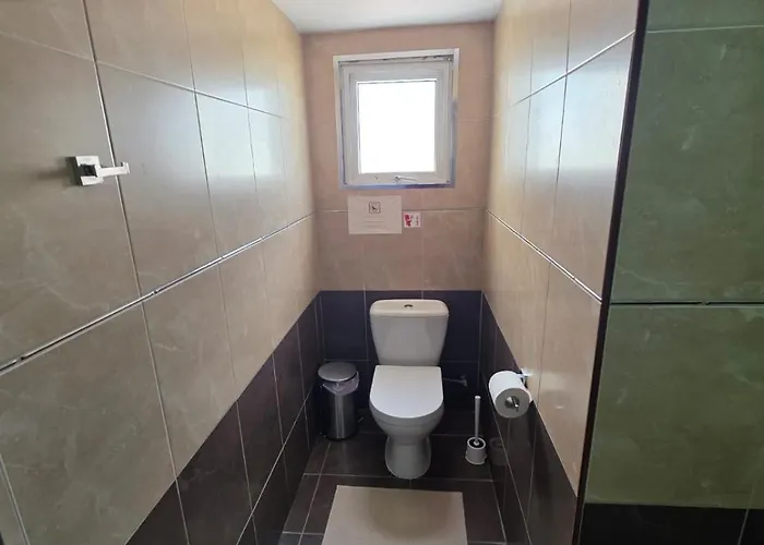 Town Centre Pensión 2*