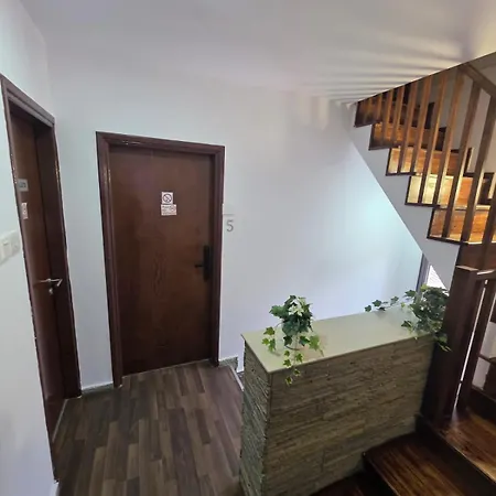 Pensiune Town Centre 2*