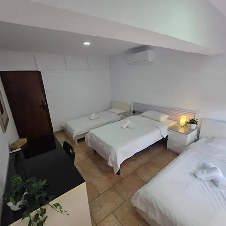 Pensiune Town Centre 2*